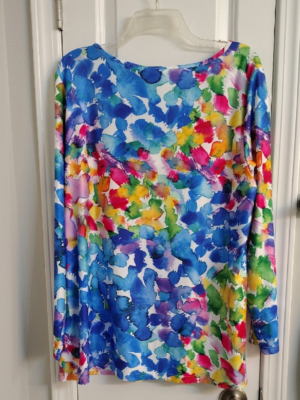 Sakurafiua V-Neck 3/4 Sleeve Floral Watercolor Tunic - Blue Pink Yellow Green - Picture 3 of 8